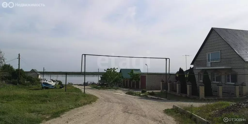 Участок в село Усовка, Школьная улица (9.55 м) - Фото 0