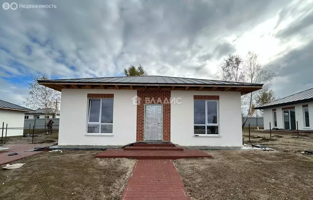 Дом в Калининградская область, Гурьевский муниципальный округ, посёлок ... - Фото 0