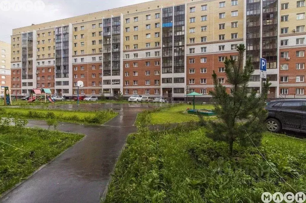 2-к кв. Омская область, Омск ул. Крупской, 14К1 (57.3 м) - Фото 1
