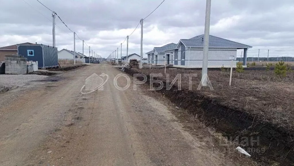 Участок в Тюменская область, Тюменский район, д. Малиновка, Малиновка ... - Фото 0