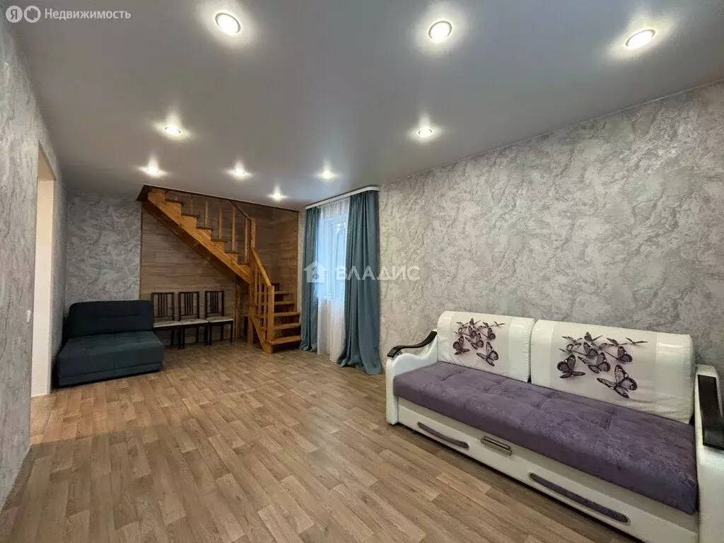 Дом в Кировский район, Синявинское городское поселение, садоводческий ... - Фото 1