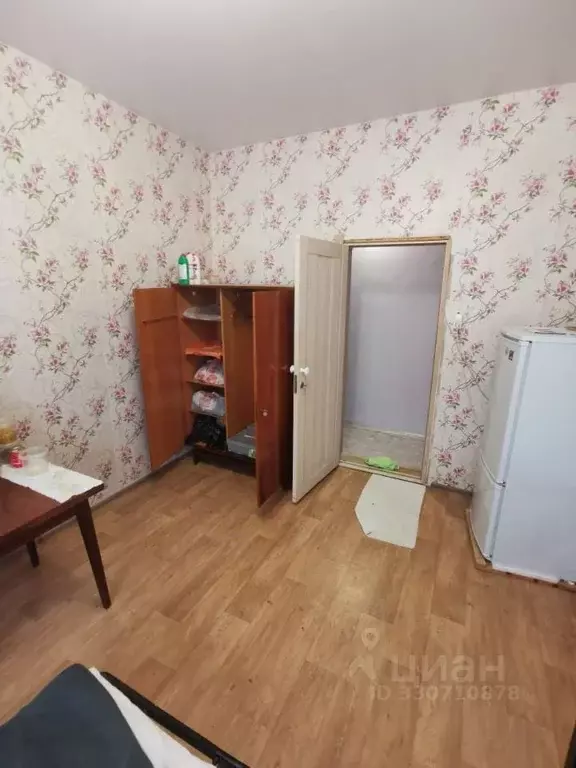 Комната Санкт-Петербург, Санкт-Петербург, Колпино Павловская ул., 41 - Фото 1