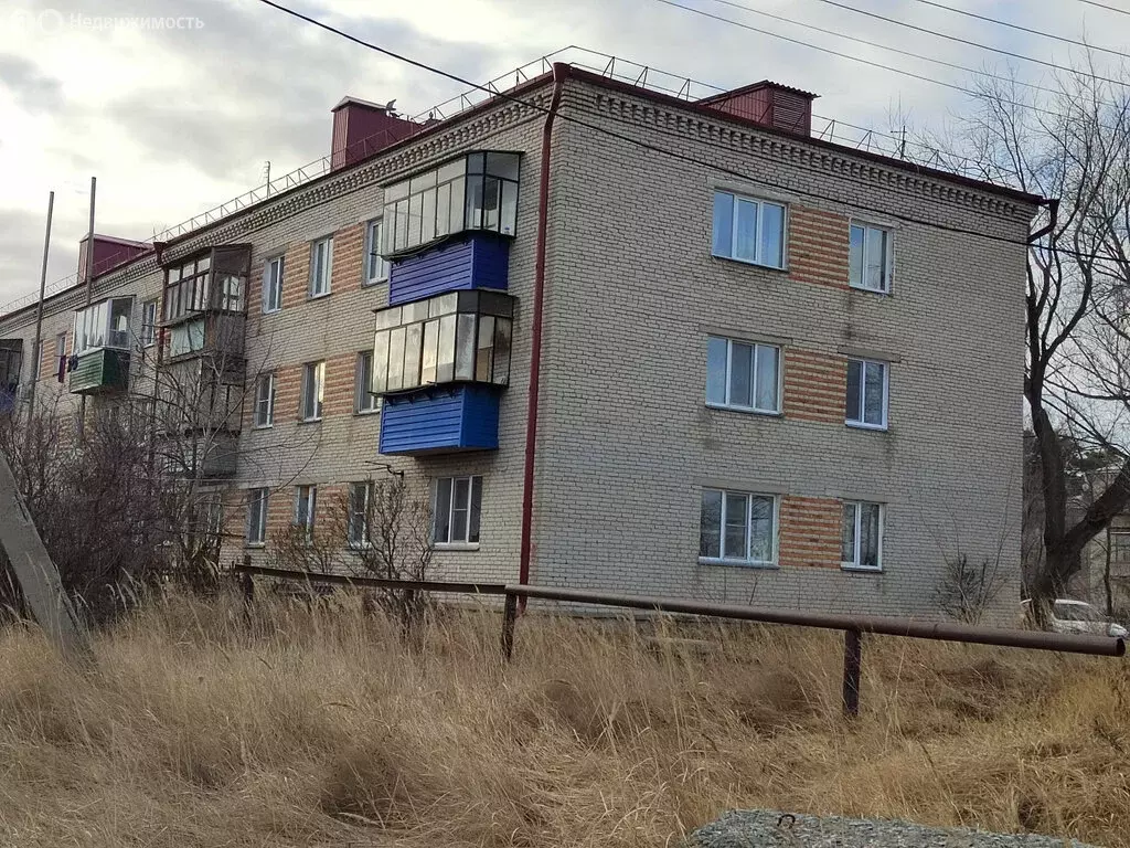 3-комнатная квартира: Искра, улица Геннадия Ожгихина, 3 (58.7 м) - Фото 1