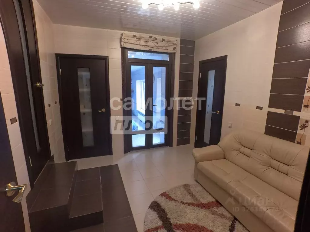 Коттедж в Белгородская область, Старый Оскол ул. Сталеваров, 16 (465 ... - Фото 2