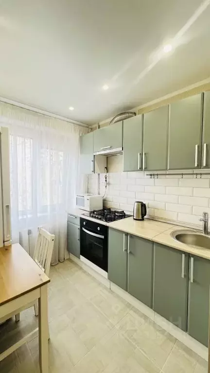 1-к кв. Омская область, Омск Заозерный мкр, ул. Бородина, 10/1 (29.8 ... - Фото 1