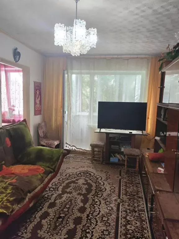 4-к кв. Воронежская область, Павловск Гранитный мкр, 15 (60.9 м) - Фото 1