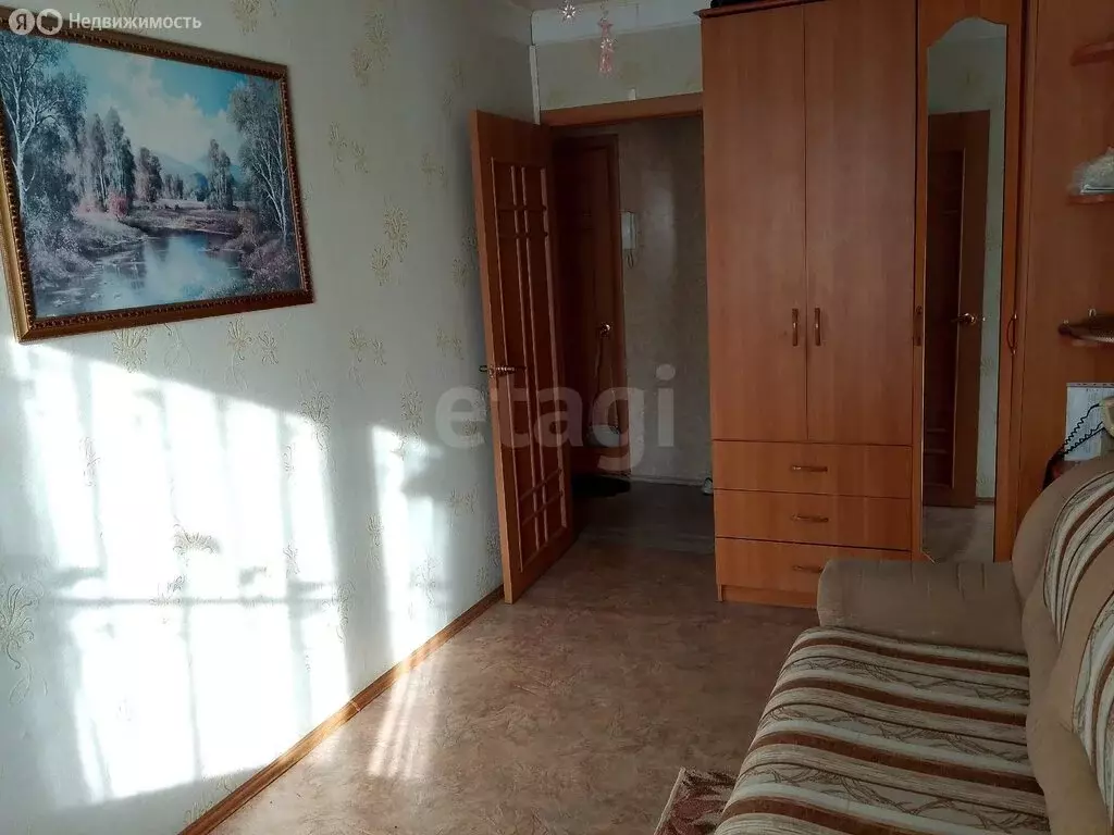 2-комнатная квартира: Златоуст, проспект имени Ю.А. Гагарина, 3-я ... - Фото 2