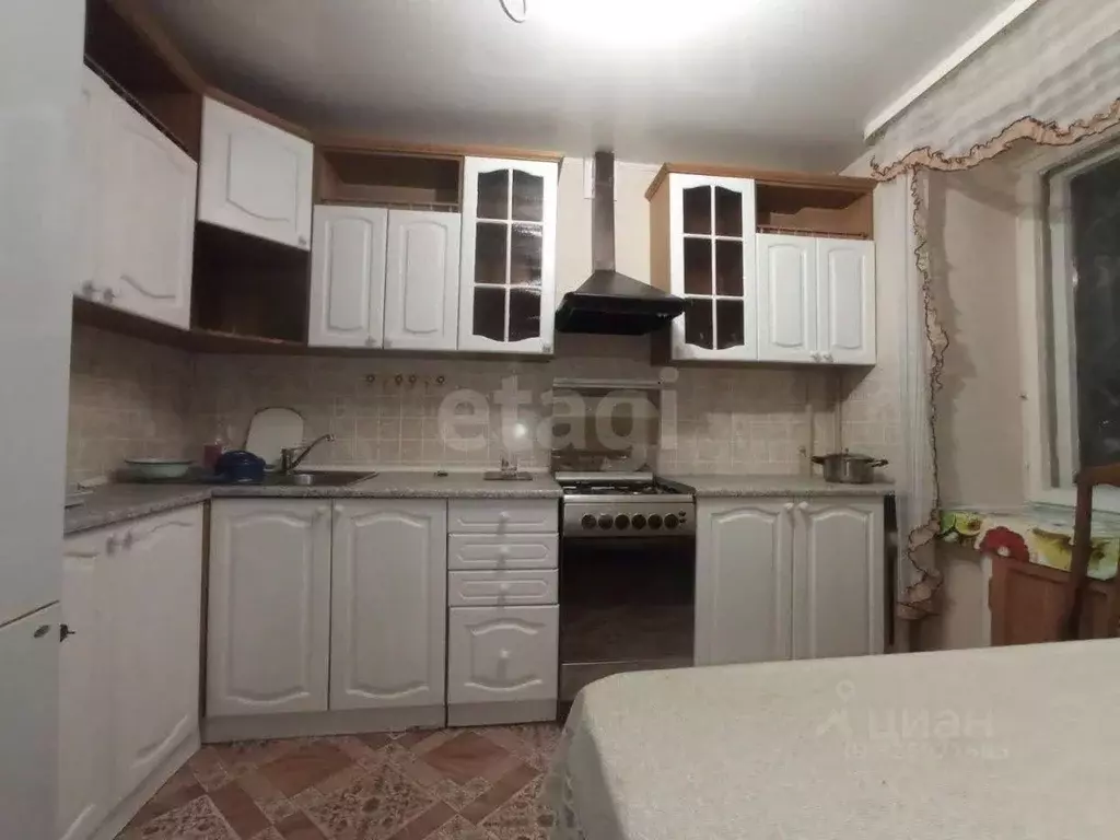 4-к кв. Вологодская область, Череповец ул. Батюшкова, 12 (73.3 м) - Фото 1