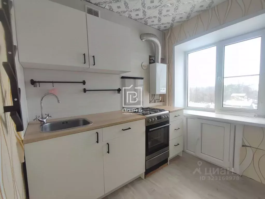 2-к кв. Калужская область, Калуга Ромодановские Дворики мкр, ул. ... - Фото 1