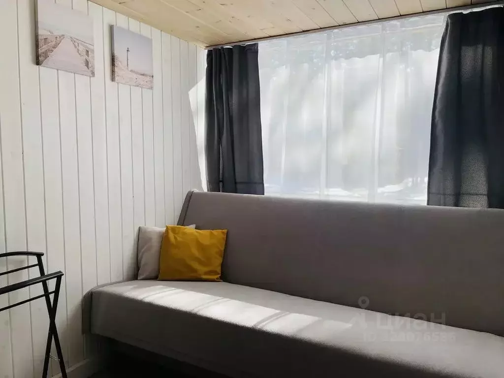 Дом в Иркутская область, Ольхонский район, пос. Хужир ул. Мира, 3 (30 ... - Фото 1