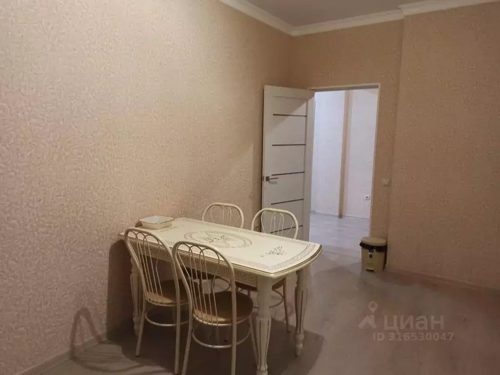 2-к кв. Дагестан, Махачкала ул. Максима Горького, 85Б (90.0 м) - Фото 1