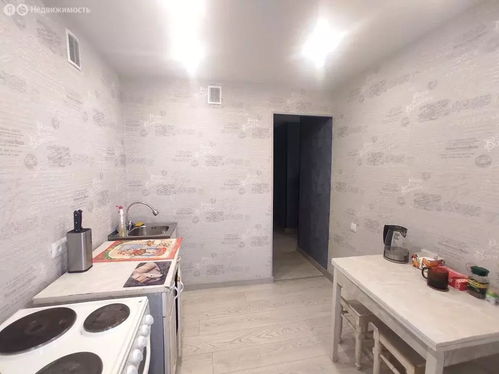 2-комнатная квартира: Казань, улица Серова, 11 (56.2 м) - Фото 0