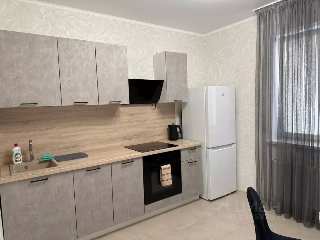 2-к кв. Белгородская область, Старый Оскол Степной мкр, 33Б (62.0 м) - Фото 2