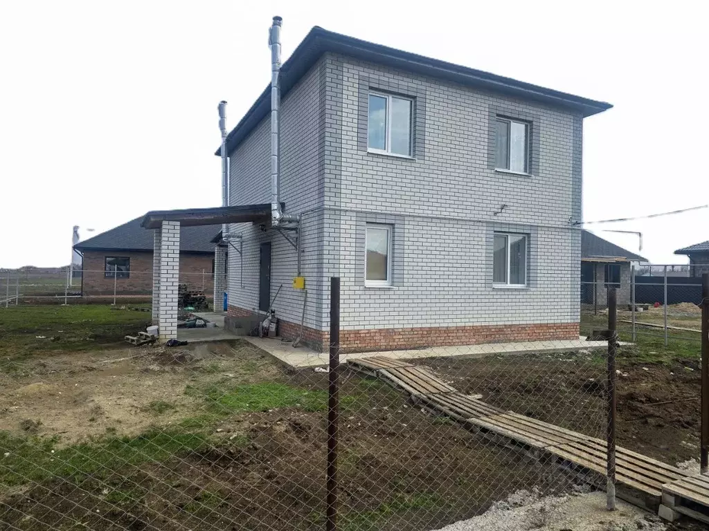 Дом в Саратовская область, Энгельс проезд 3-й Андреевский, 31 (125 м) - Фото 1