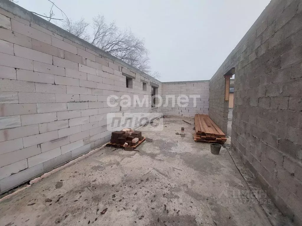 Дом в Калмыкия, Элиста Территория Восточная промзона, проезд 5-й (168 ... - Фото 1
