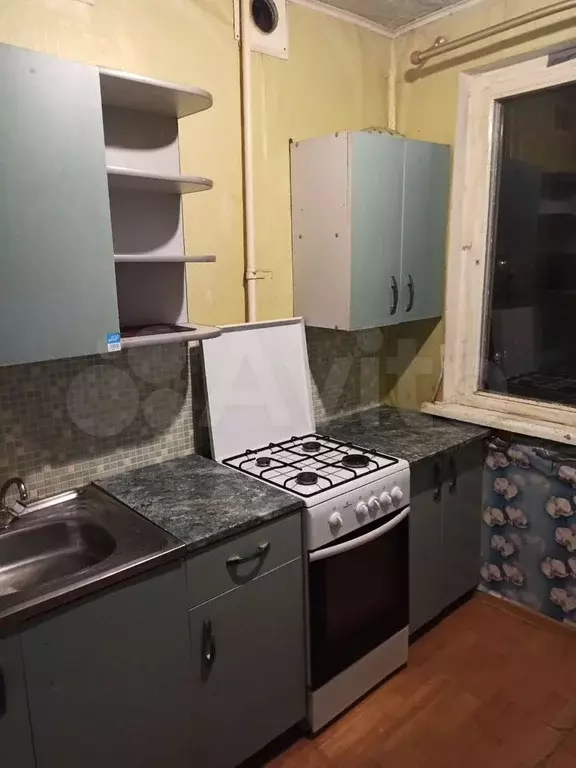 1-к. квартира, 32 м, 4/5 эт. - Фото 0