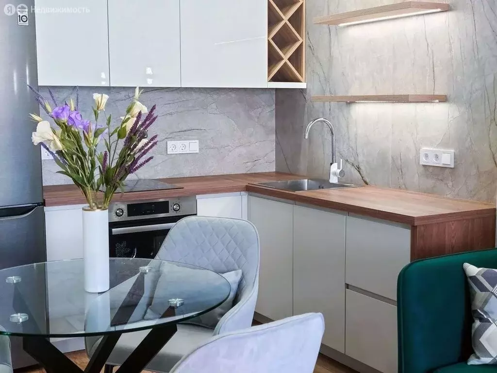 2-комнатная квартира: Сочи, микрорайон Мамайка, Крымская улица, 89 (48 ... - Фото 1