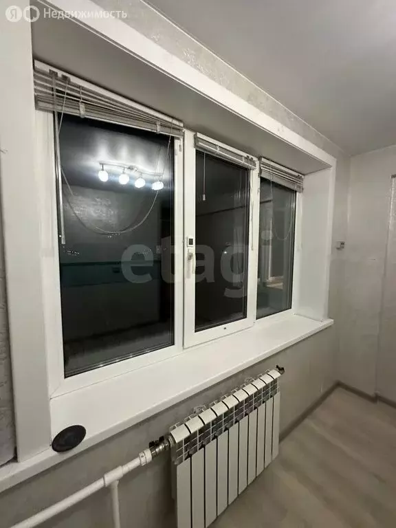 3-комнатная квартира: Благовещенск, улица Строителей, 109 (53.5 м) - Фото 1