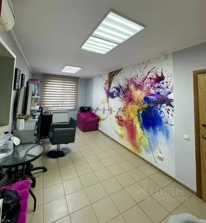 Офис в Татарстан, Набережные Челны просп. Вахитова, 27 (89 м) - Фото 1