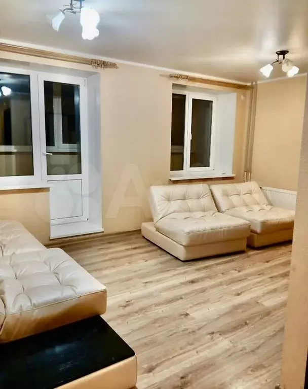 1-к. квартира, 45 м, 5/10 эт. - Фото 1