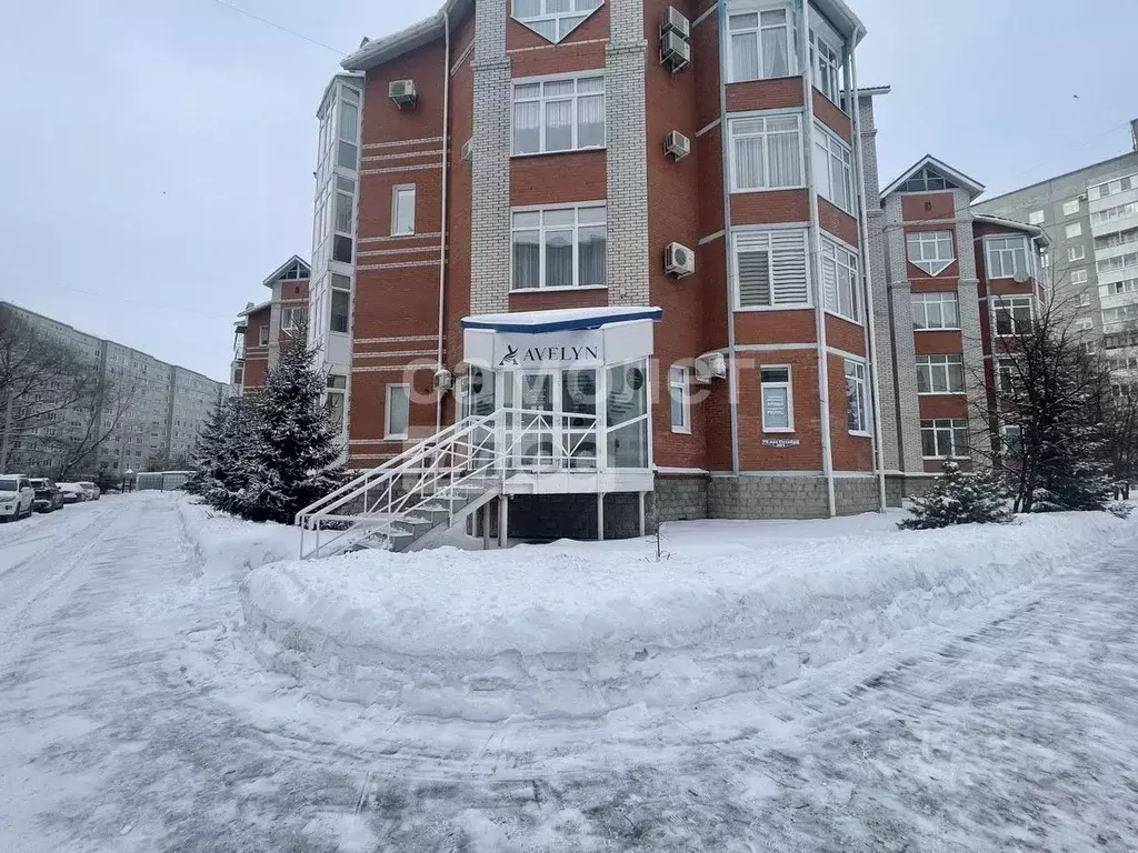 Помещение свободного назначения в Омская область, Омск ул. 70 лет ... - Фото 1