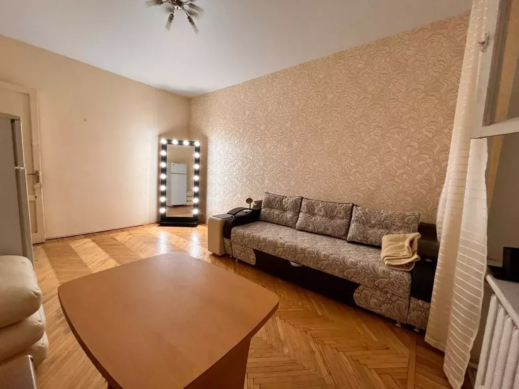 Комната Санкт-Петербург просп. Средний Васильевского острова, 52 - Фото 2