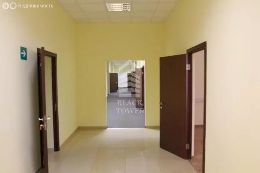 Помещение свободного назначения (900 м) - Фото 1