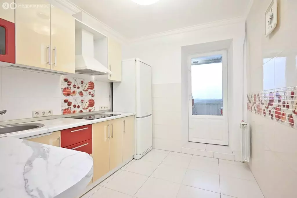 2-комнатная квартира: Красноярск, улица Бограда, 116 (54 м) - Фото 1