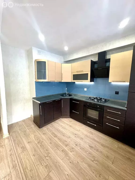 3-комнатная квартира: Соликамск, улица 20-летия Победы, 57 (60.1 м) - Фото 1