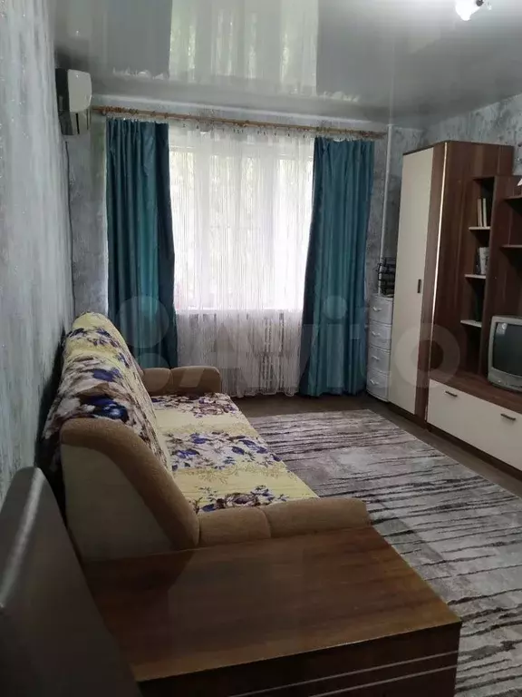 1-к. квартира, 36 м, 1/9 эт. - Фото 0