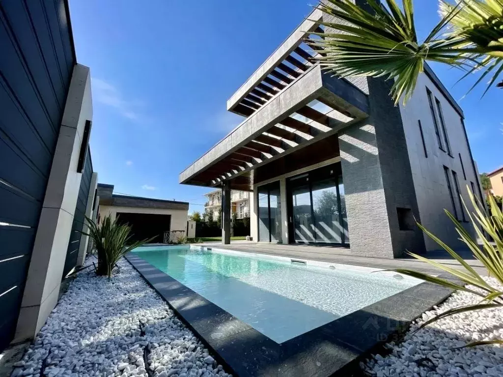 Коттедж в Краснодарский край, Сочи Сириус пгт, ул. Рекордов (300 м) - Фото 1