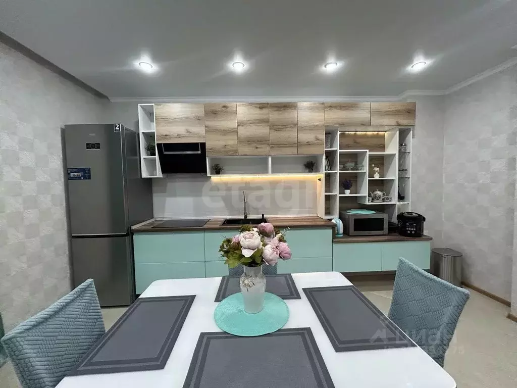 3-к кв. Саратовская область, Саратов ул. Майская, 6В (80.6 м) - Фото 2