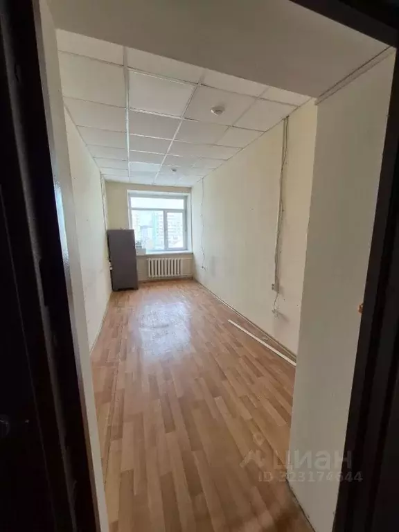 Помещение свободного назначения в Саха (Якутия), Якутск ул. Кирова, 28 ... - Фото 2