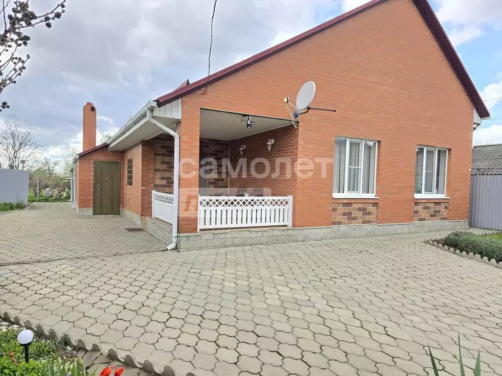 Дом в Краснодарский край, Тимашевск Курганная ул., 74 (102 м) - Фото 1