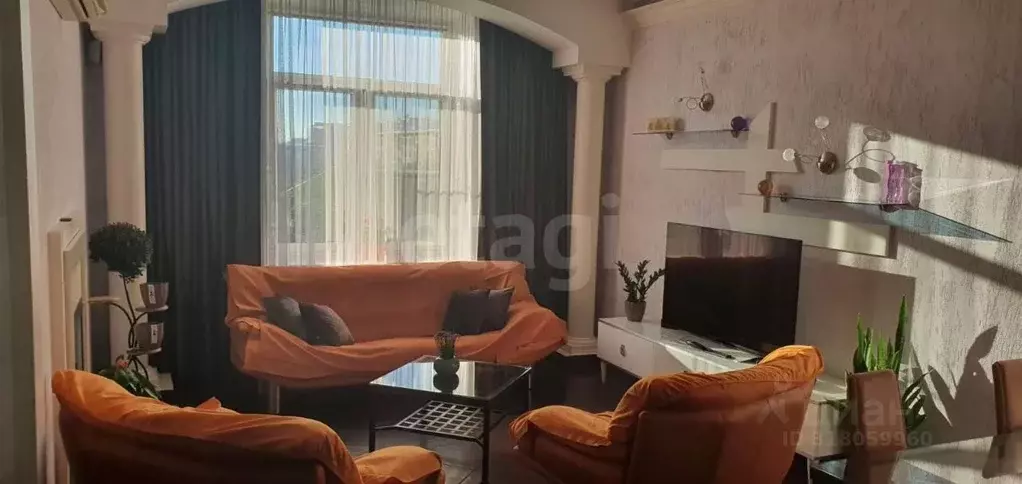 3-к кв. Москва ул. Строителей, 11К1 (70.0 м) - Фото 0