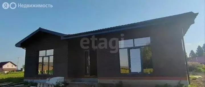 Дом в Пермский край, рабочий посёлок Октябрьский, Юбилейная улица (130 ... - Фото 1