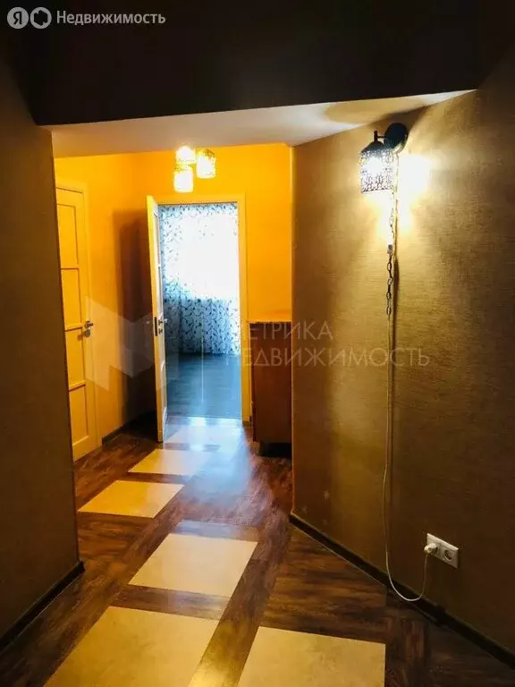 2-комнатная квартира: Тюмень, Солнечный проезд, 3 (83.5 м) - Фото 0