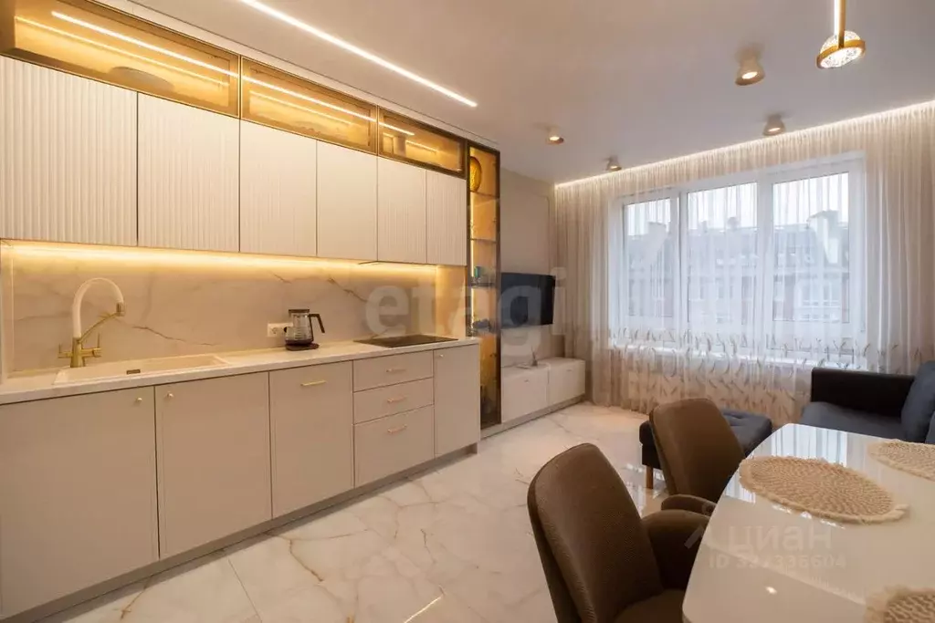 3-к кв. Калининградская область, Калининград Земельная ул., 30 (81.7 ... - Фото 0