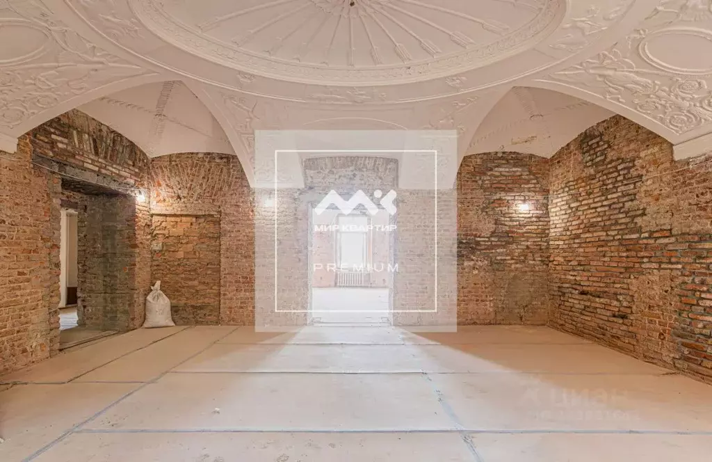 Помещение свободного назначения в Санкт-Петербург наб. Кутузова, 32 ... - Фото 1