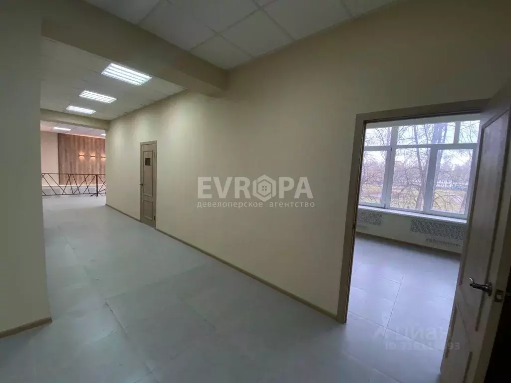 Офис в Ульяновская область, Ульяновск Высотный проезд, 3А (22 м) - Фото 2