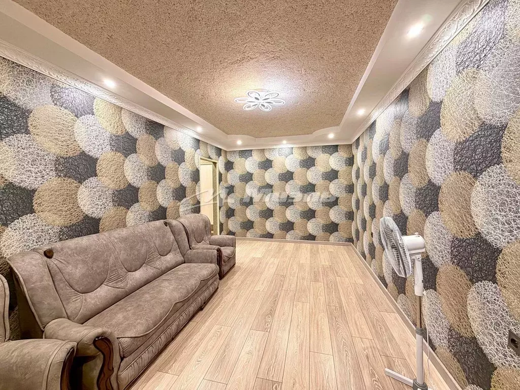 2-к кв. Крым, Симферополь ул. Лермонтова, 3 (48.6 м) - Фото 1