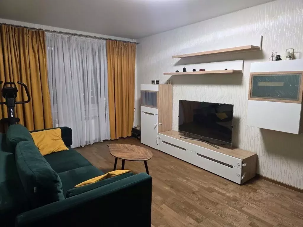 3-к кв. Санкт-Петербург ул. Маршала Казакова, 14К1 (66.7 м) - Фото 1