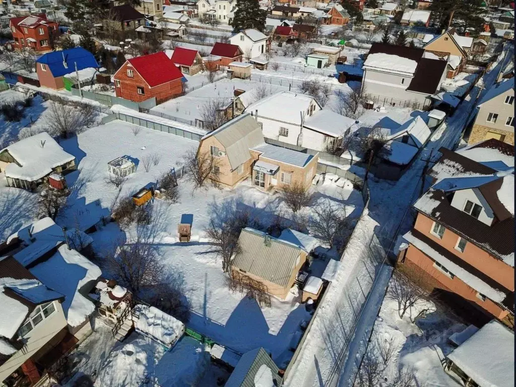 Дом в Оренбургская область, Оренбург Пристанционный мкр, ул. Медовая ... - Фото 1