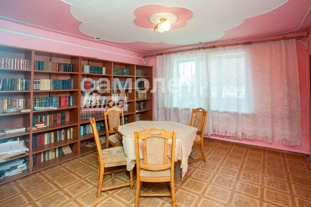 Коттедж в Кемеровская область, Кемерово ул. Гоголя, 24 (205 м) - Фото 0