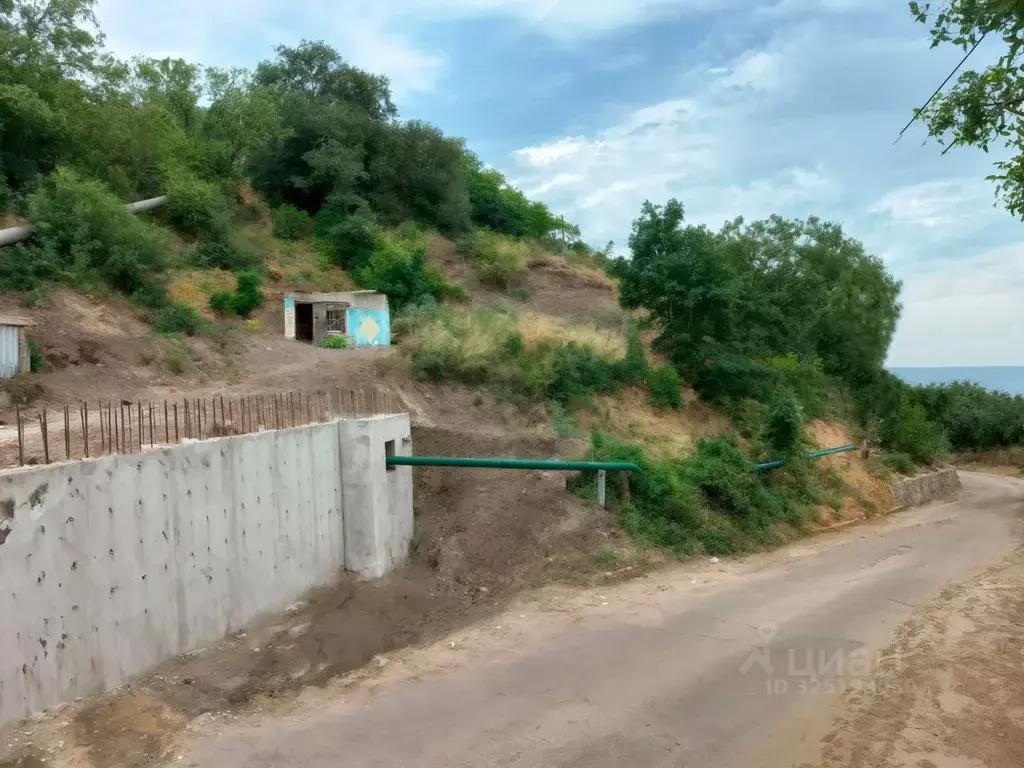 Участок в Крым, Алушта муниципальный округ, Партенит пгт ул. ... - Фото 2