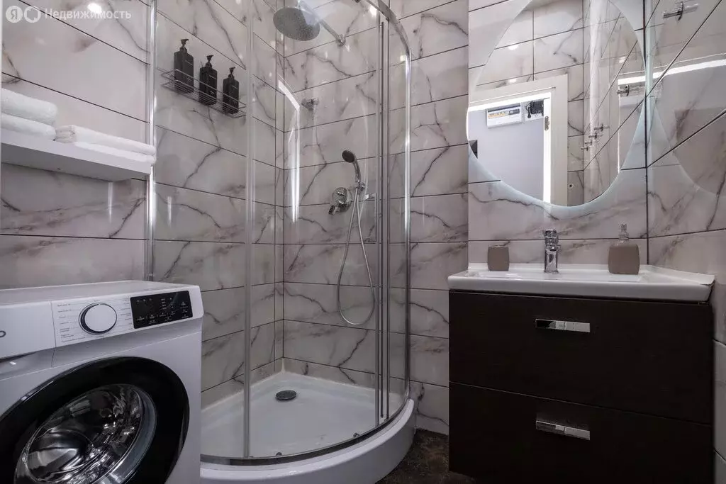 2-комнатная квартира: Казань, Вахитовский район, улица Татарстан, 3/2 ... - Фото 1