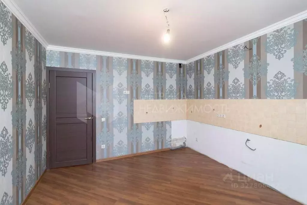 2-к кв. Тюменская область, Тюмень Восточный-2 мкр, ул. Ивана Словцова, ... - Фото 1