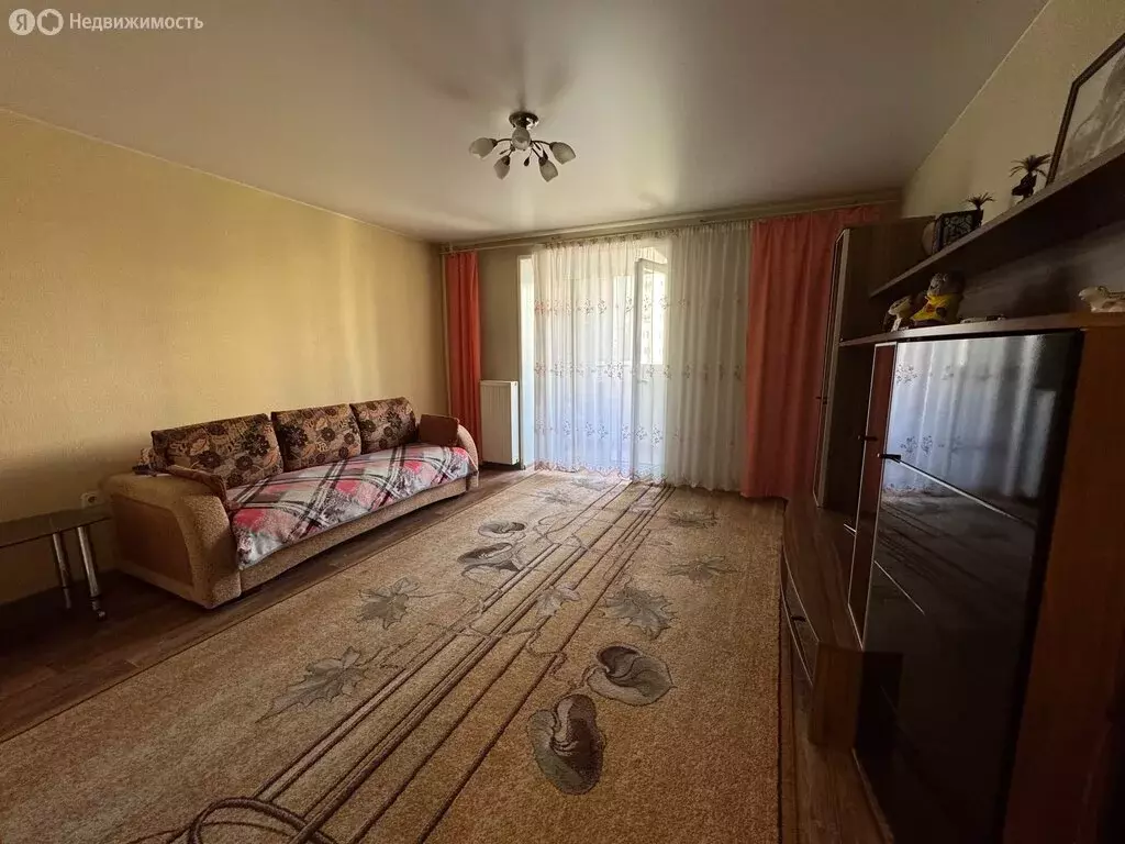 3-комнатная квартира: Омск, улица Ватутина, 33 (72.1 м) - Фото 2