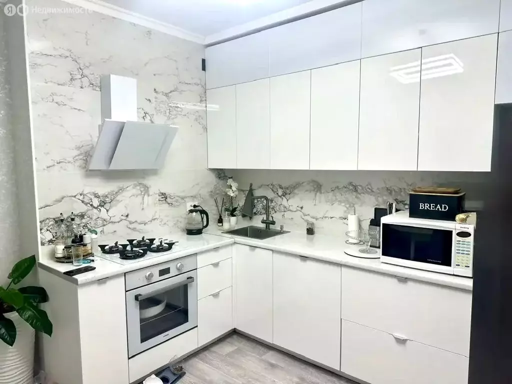 2-комнатная квартира: Батайск, Коммунистическая улица, 197Ак1 (60 м) - Фото 1