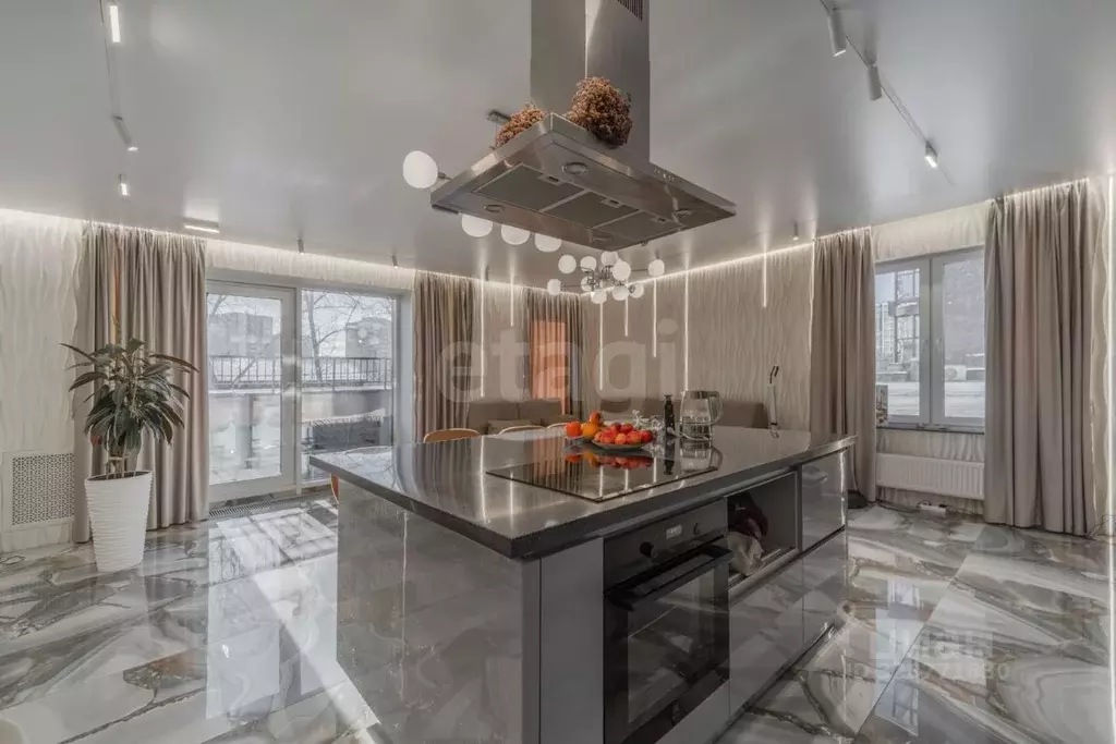 3-к кв. Иркутская область, Иркутск ул. Красных Мадьяр, 29 (98.2 м) - Фото 1